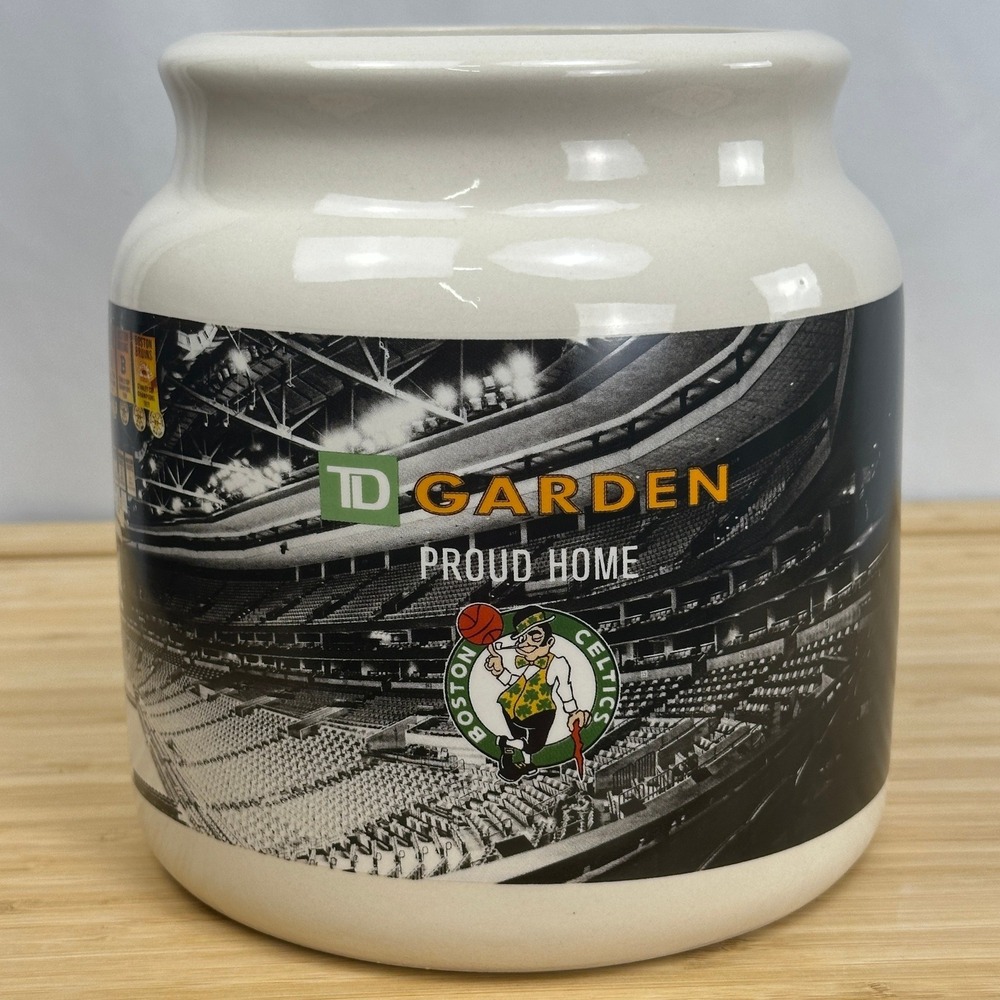 TD Garden Celtics Bruins NBA NHL Souvenir‎ Cream Ceramic Arena Crock Jar Skybox
